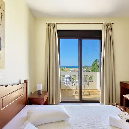 Gereoudis With Sea View & Pool Lägenhetshotell