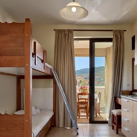 Gereoudis With Sea View & Pool Aparthotel