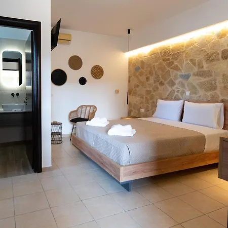 Gereoudis With Sea View & Pool Kolimvarion