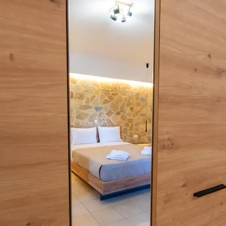 Aparthotel Gereoudis With Sea View & Pool