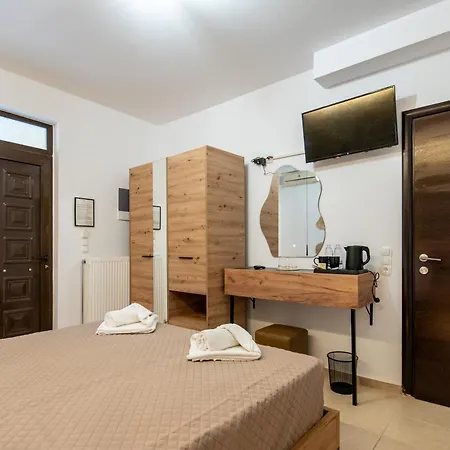 Aparthotel Gereoudis With Sea View & Pool 3*