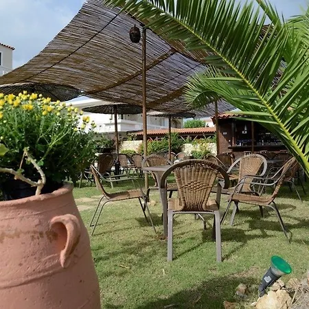 Gereoudis With Sea View & Pool