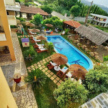 Gereoudis With Sea View & Pool