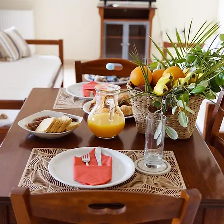 Gereoudis Seaview Apartments-pool & Bar 3* 콜림바리
