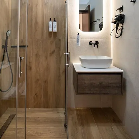Gereoudis Seaview Apartments-pool & Bar 3* 콜림바리